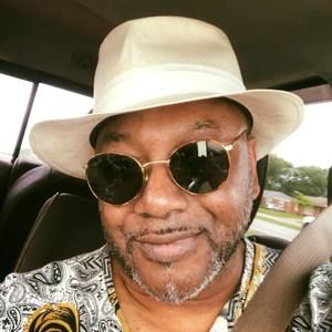 Meet your Posher, Fredrick